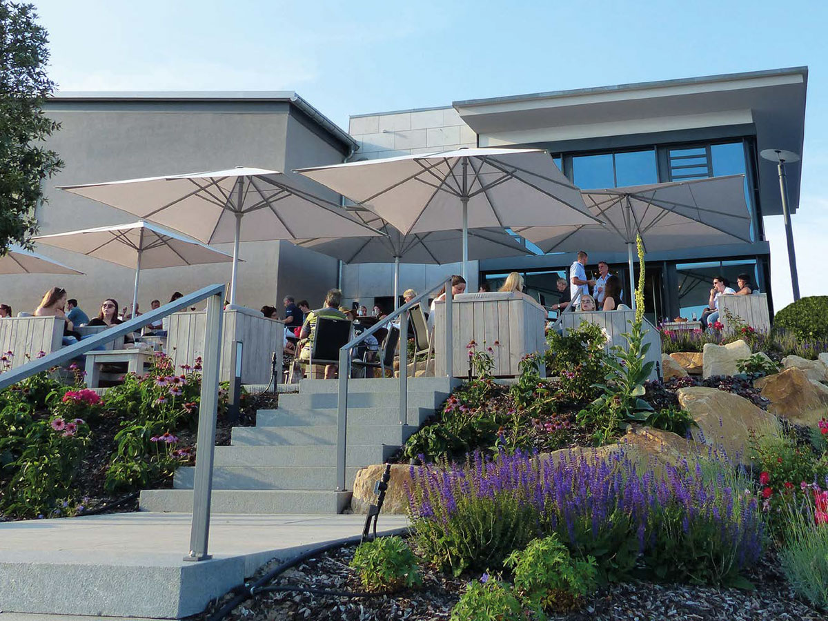 Sonnenschutz-Gruber-Wiener-Neustadt-Gewerbeschirme3