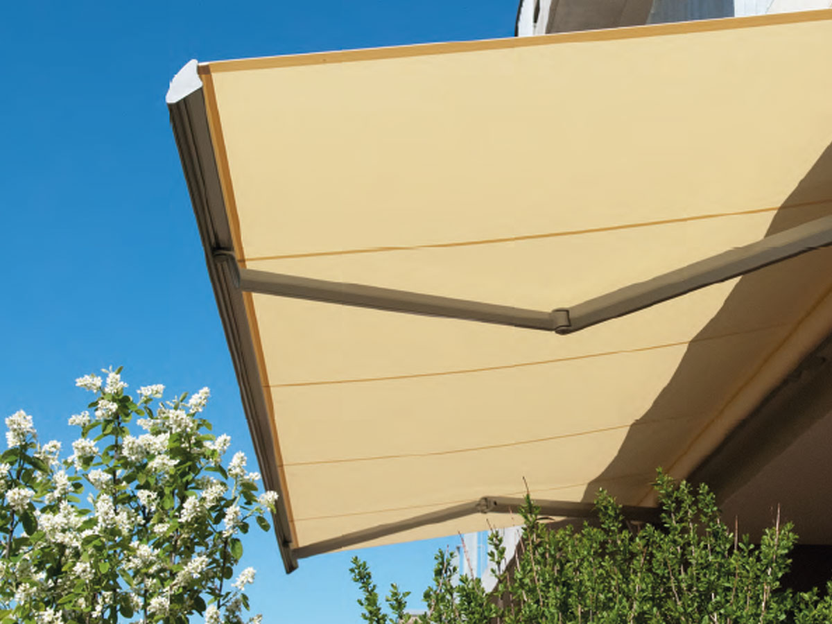 Sonnenschutz-Gruber-Wiener-Neustadt-Markise-Azur